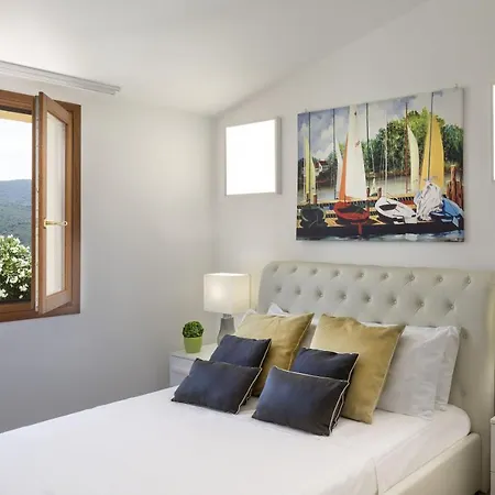 Luxury Villa Nature Villa