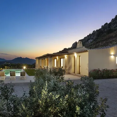 Luxury Villa Nature Villa